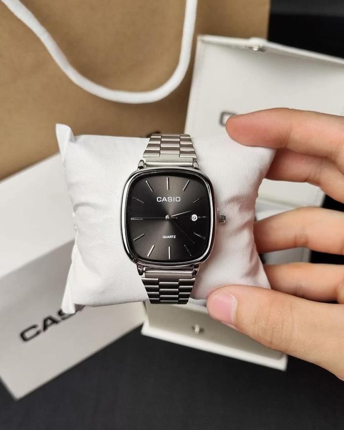 CASIO ANALOG SILVER