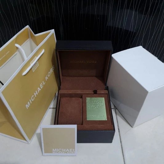 MICHAEL KORES OG BOX KIT WITH CARRY BAG