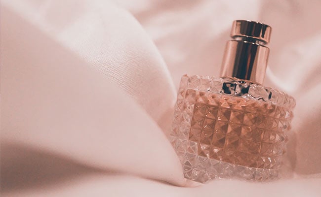 woman perfume venila