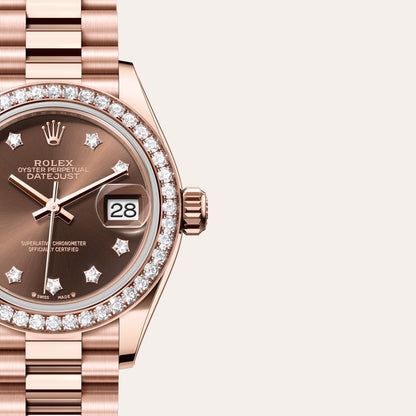 Rolex Lady-Datejust
Oyster, 28 mm, Everose gold and diamonds (Automatic)