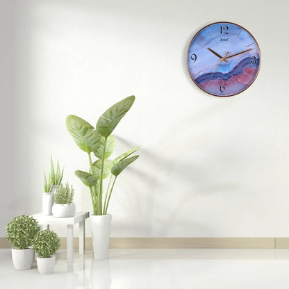 Elegant wall clock