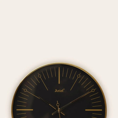 Momento wall clock