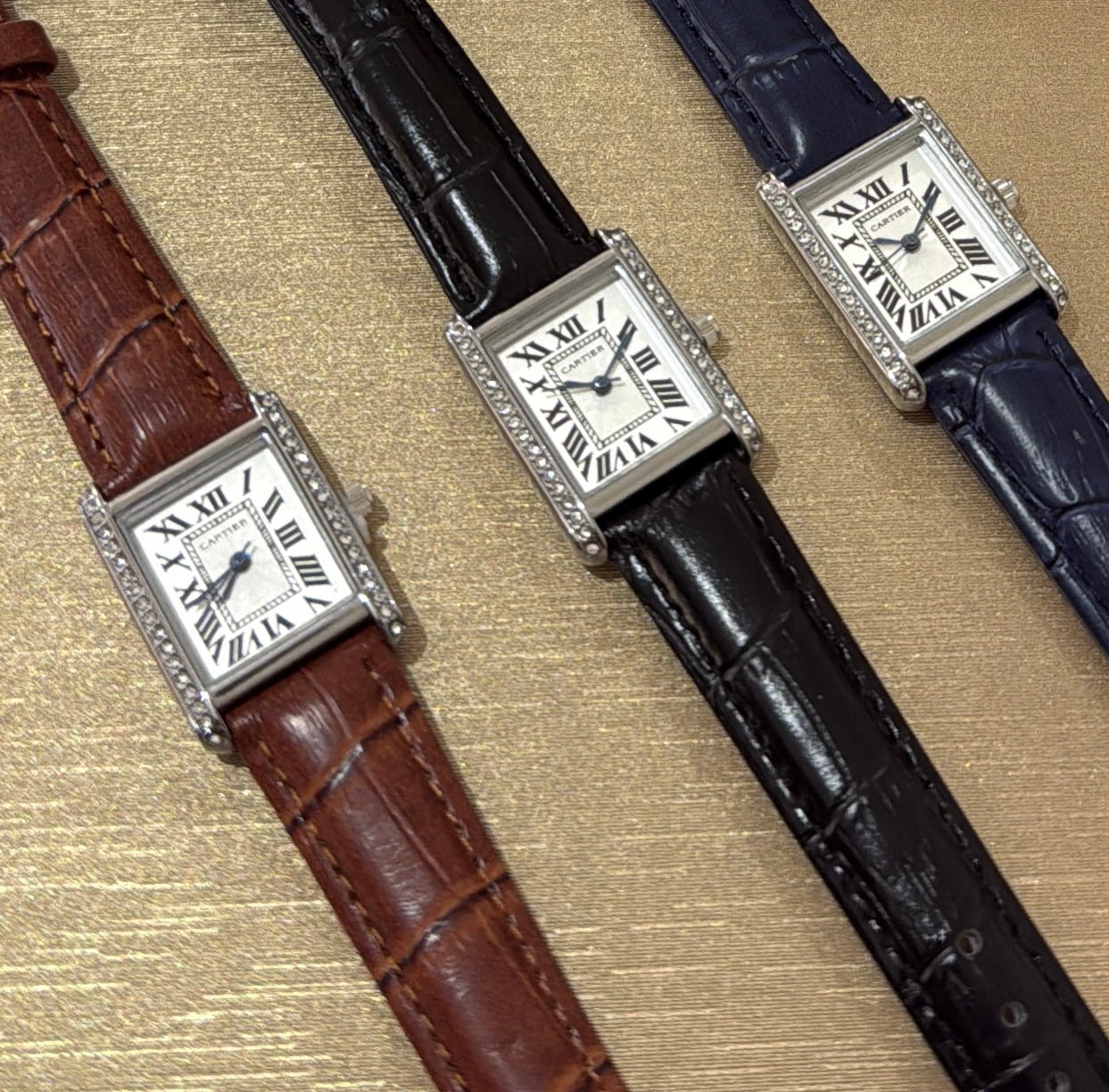 Cartier Tank Woman black leather strap
