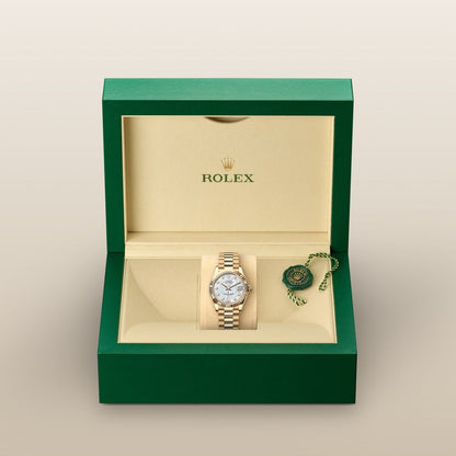 Rolex Datejust Woman Oyster, 31 mm, yellow gold (Automatic)