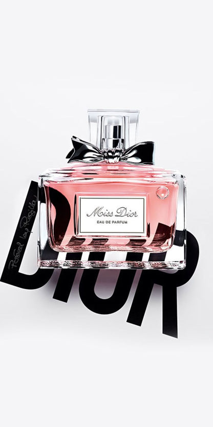 Miss Dior – Eau de Parfum
Feminine • Romantic • Timeless
